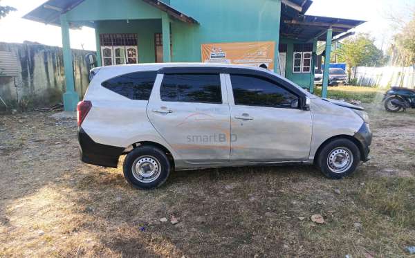 DAIHATSU SIGRA 1.2 X