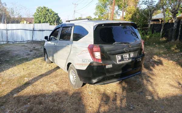 DAIHATSU SIGRA 1.2 X