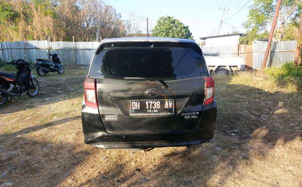 DAIHATSU SIGRA 1.2 X