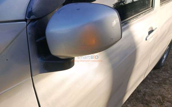 DAIHATSU SIGRA 1.2 X