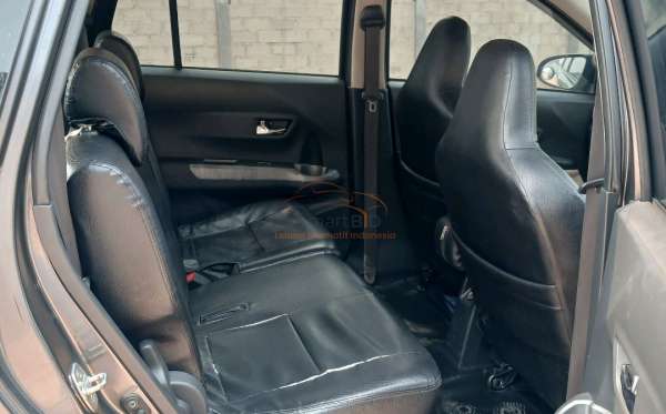 DAIHATSU SIGRA