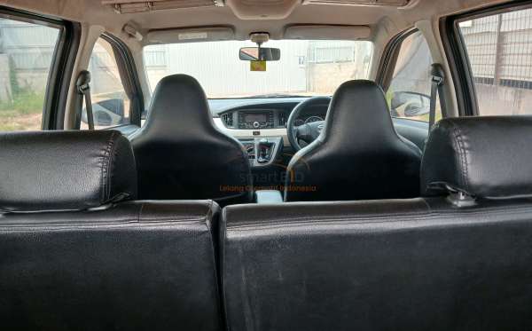 DAIHATSU SIGRA