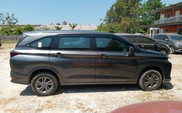 DAIHATSU XENIA R