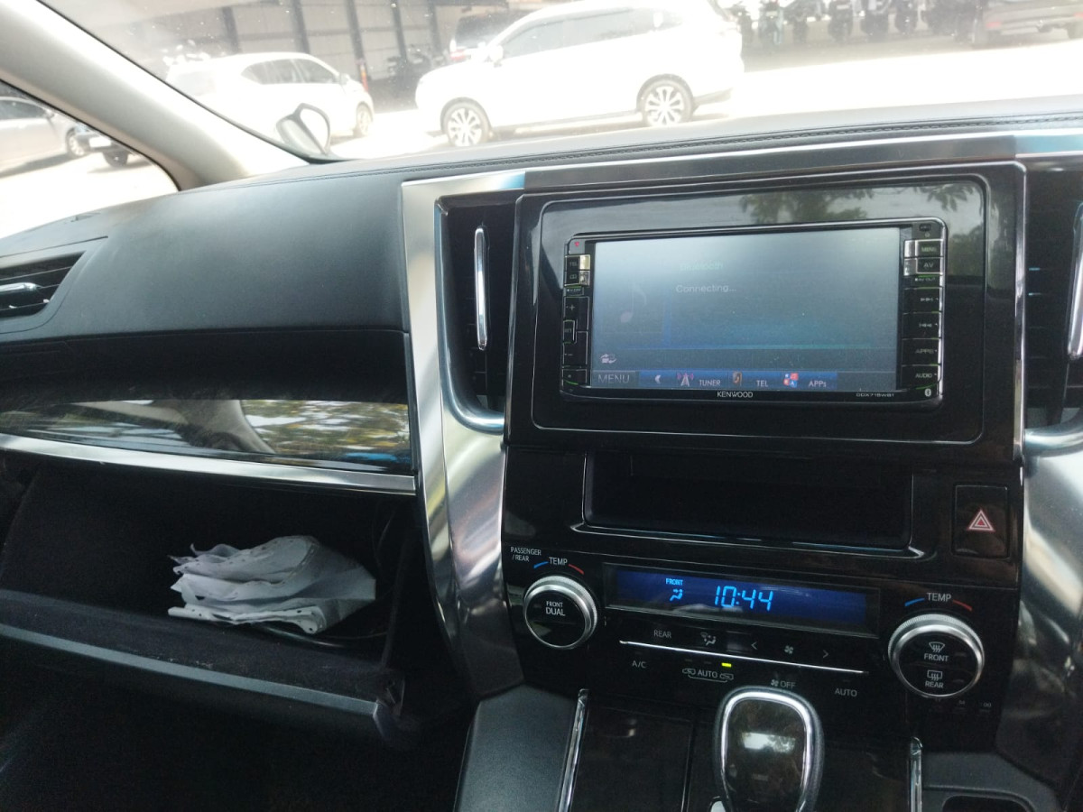 TOYOTA ALPHARD  2.5