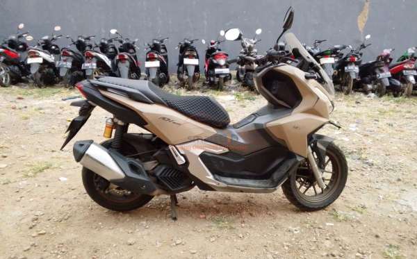 HONDA ADV 160 ABS