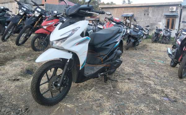 HONDA  BEAT