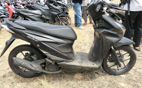 HONDA  BEAT