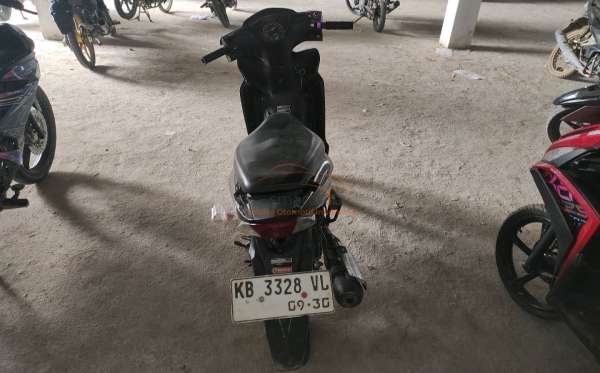 HONDA  REVO