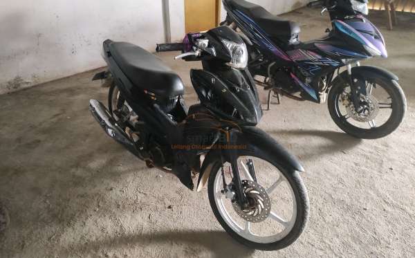 HONDA  REVO