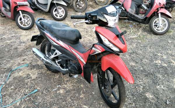 HONDA REVO X