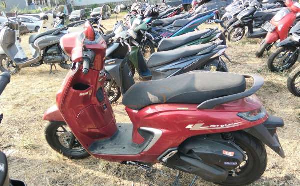 HONDA STYLO 160 CBS