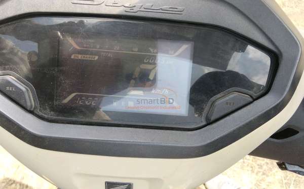 HONDA  STYLO