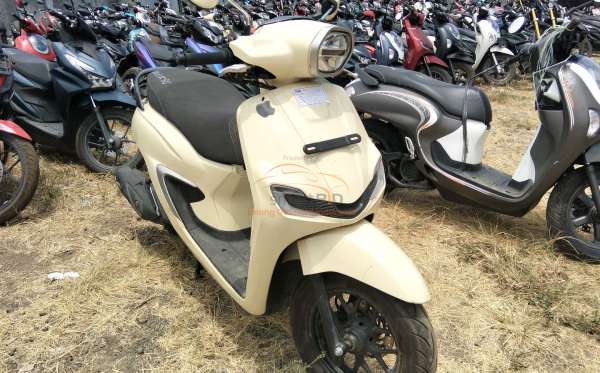 HONDA  STYLO