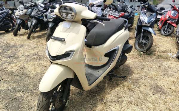 HONDA  STYLO