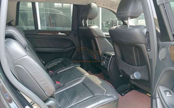 MERCEDES BENZ GL 400 AT