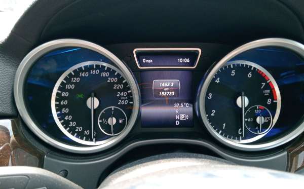 MERCEDES BENZ GL 400 AT