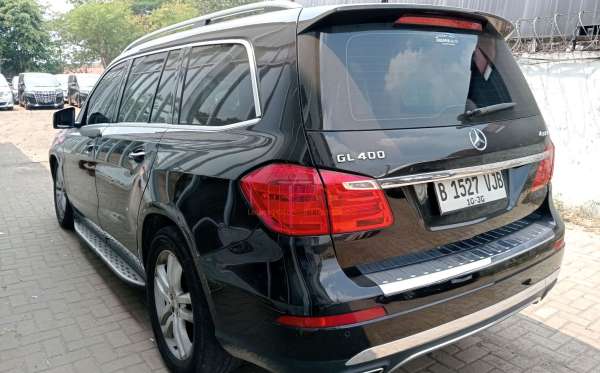 MERCEDES BENZ GL 400 AT