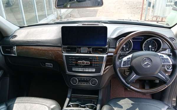 MERCEDES BENZ GL 400 AT