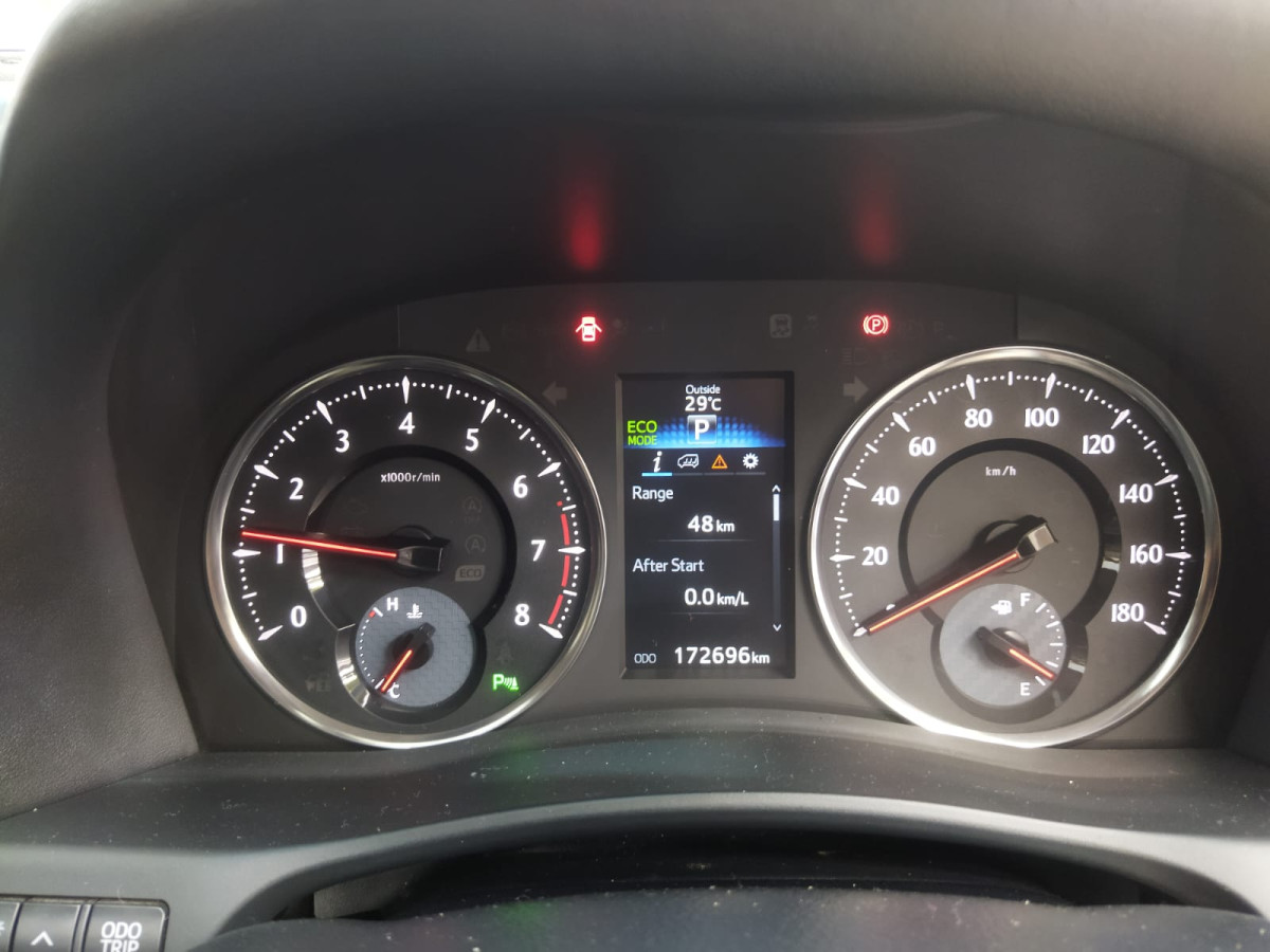 TOYOTA ALPHARD  2.5