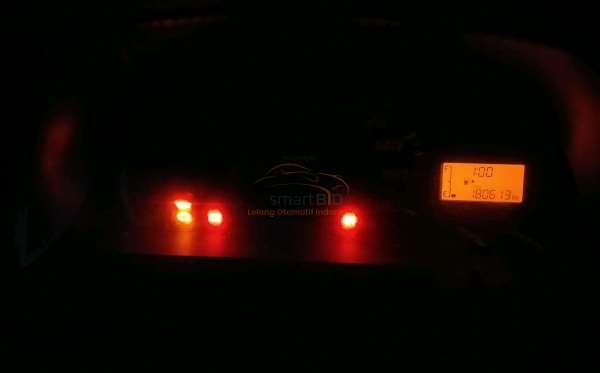 TOYOTA AVANZA