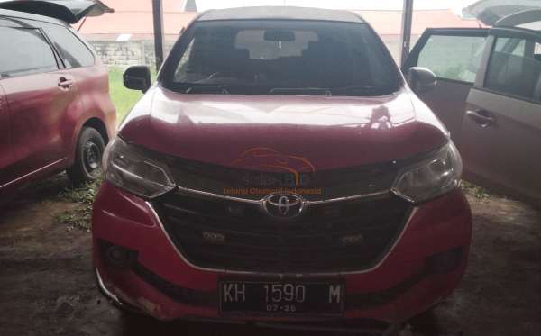 TOYOTA AVANZA