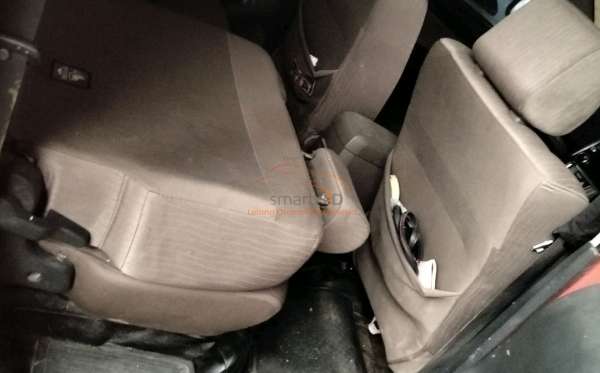 TOYOTA AVANZA