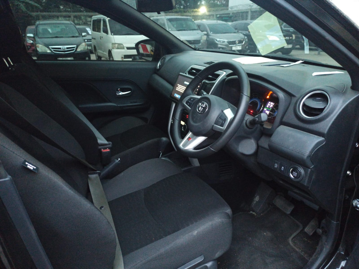 TOYOTA  RUSH  S