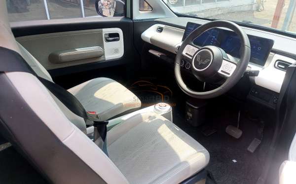 WULING AIR EV