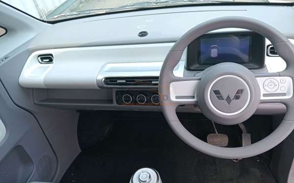 WULING AIR EV