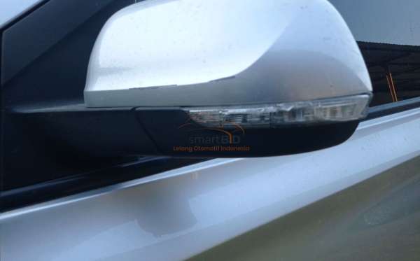 WULING CONFERO