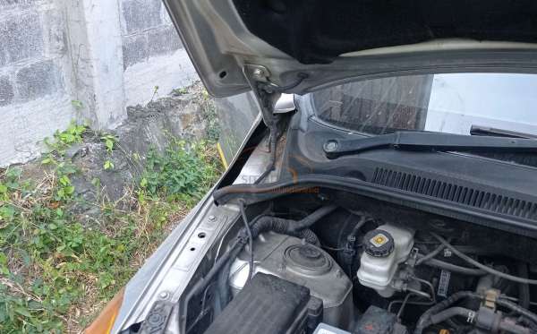 WULING CONFERO