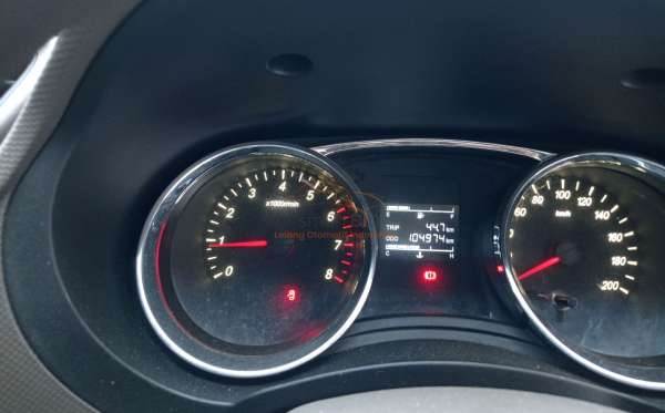 WULING CONFERO