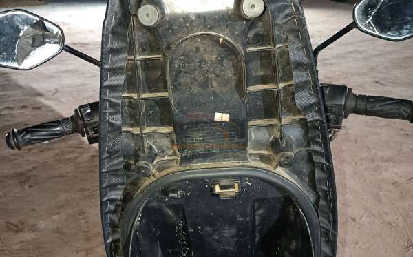 YAMAHA LEXI