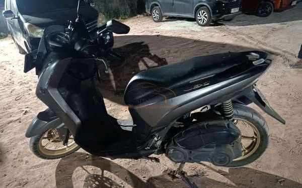 YAMAHA LEXI