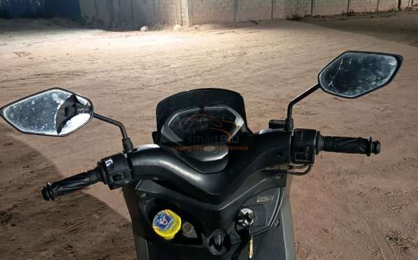 YAMAHA LEXI