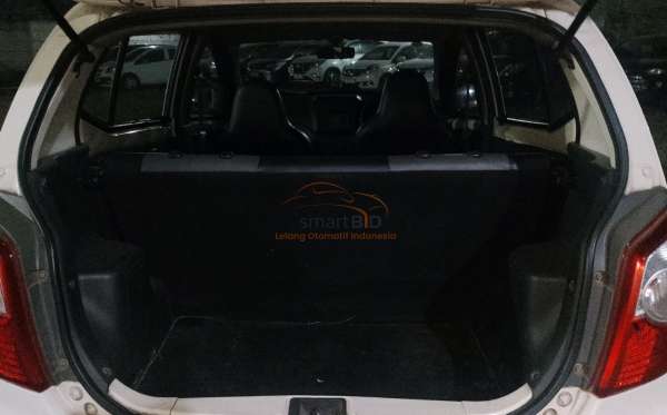 DAIHATSU AYLA