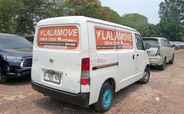 DAIHATSU GRAN MAX BLIND VAN