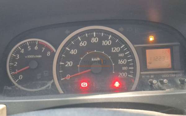 DAIHATSU SIGRA X