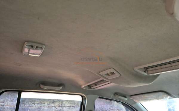 DAIHATSU SIGRA X