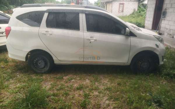 DAIHATSU SIGRA