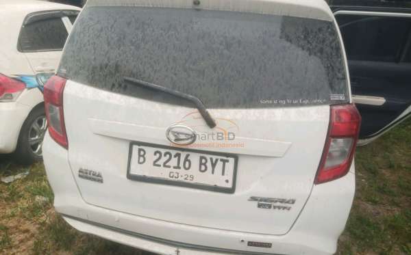 DAIHATSU SIGRA