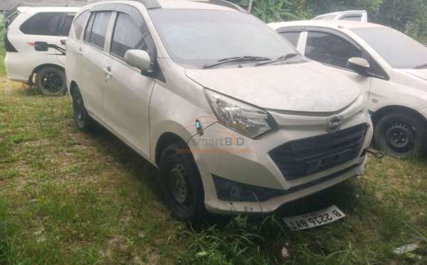 DAIHATSU SIGRA