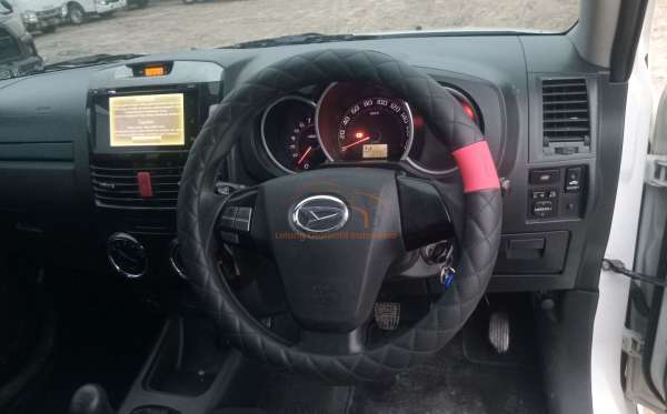 DAIHATSU TERIOS