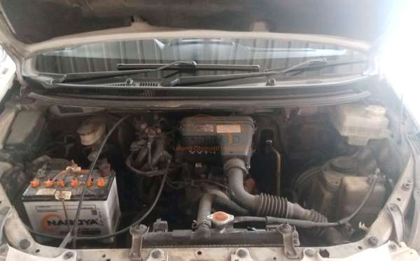 DAIHATSU XENIA