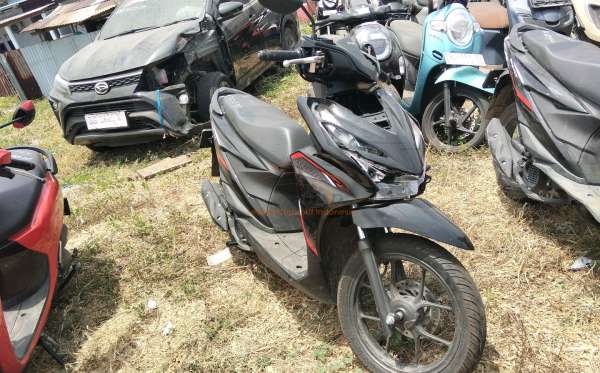 HONDA  BEAT