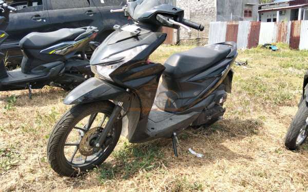 HONDA  BEAT
