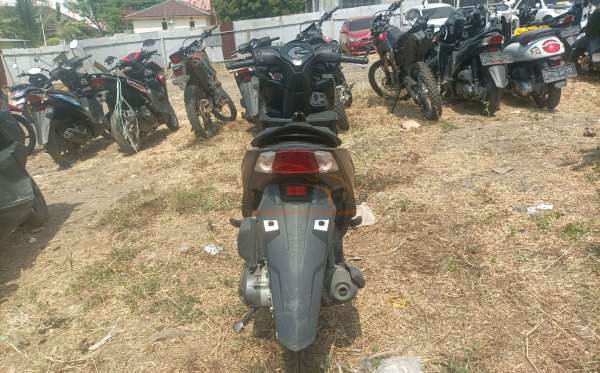 HONDA  BEAT