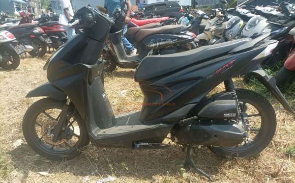 HONDA  BEAT