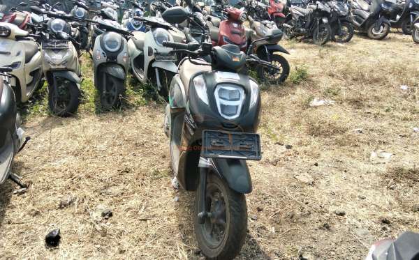 HONDA  GENIO