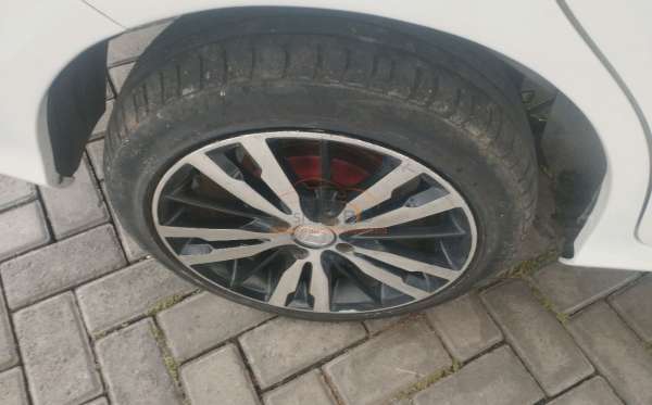 HONDA MOBILIO DD4 1.5 E M CVT CKD